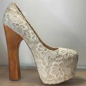 Platform high heel lace shoes off white dolce vita